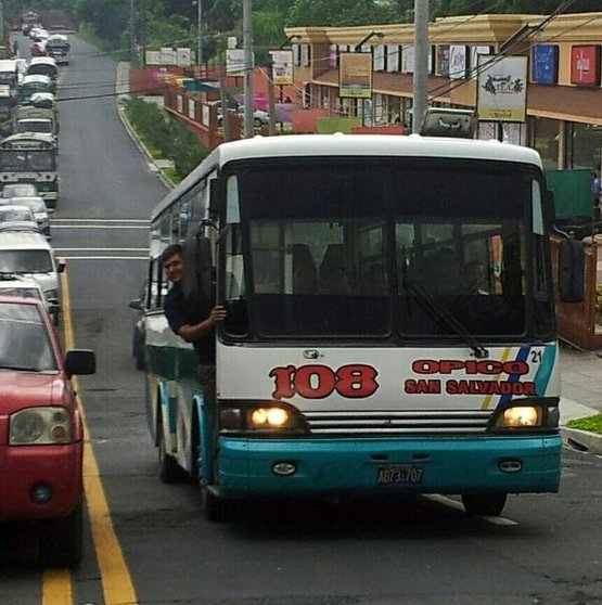 Bus ruta 108