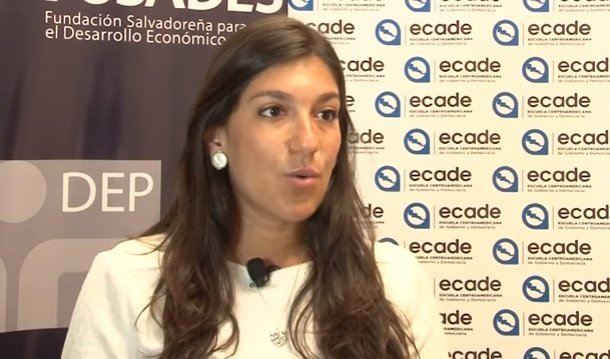 Aida Betancourt Simán, precandidata de ARENA