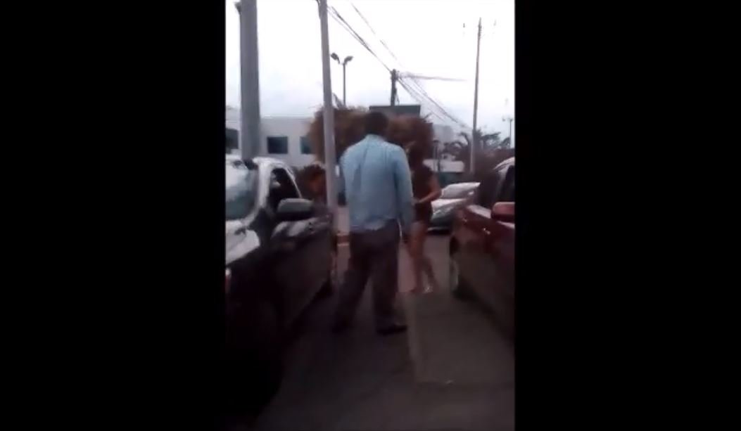 Captura de pantalla del video exclusivo de El Salvador Times. Captura de pantalla del video exclusivo de El Salvador Times.