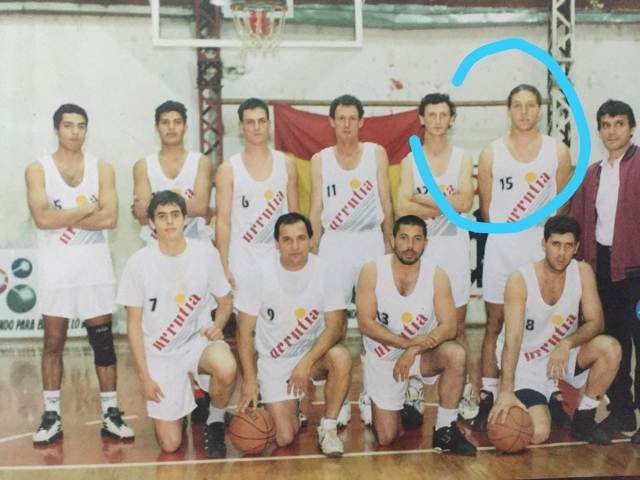 como basquetbolista