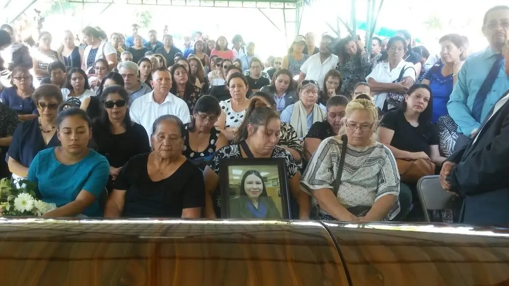 Personas que asistieron al funeral