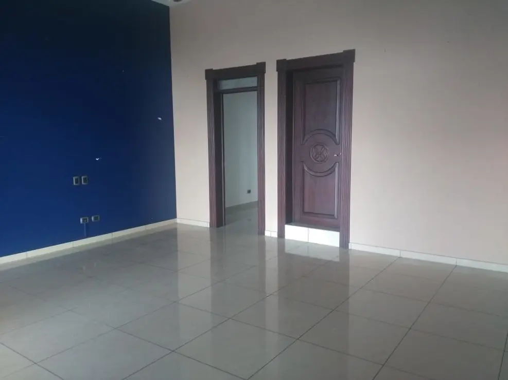 Mansi&oacute;n Saca (20)