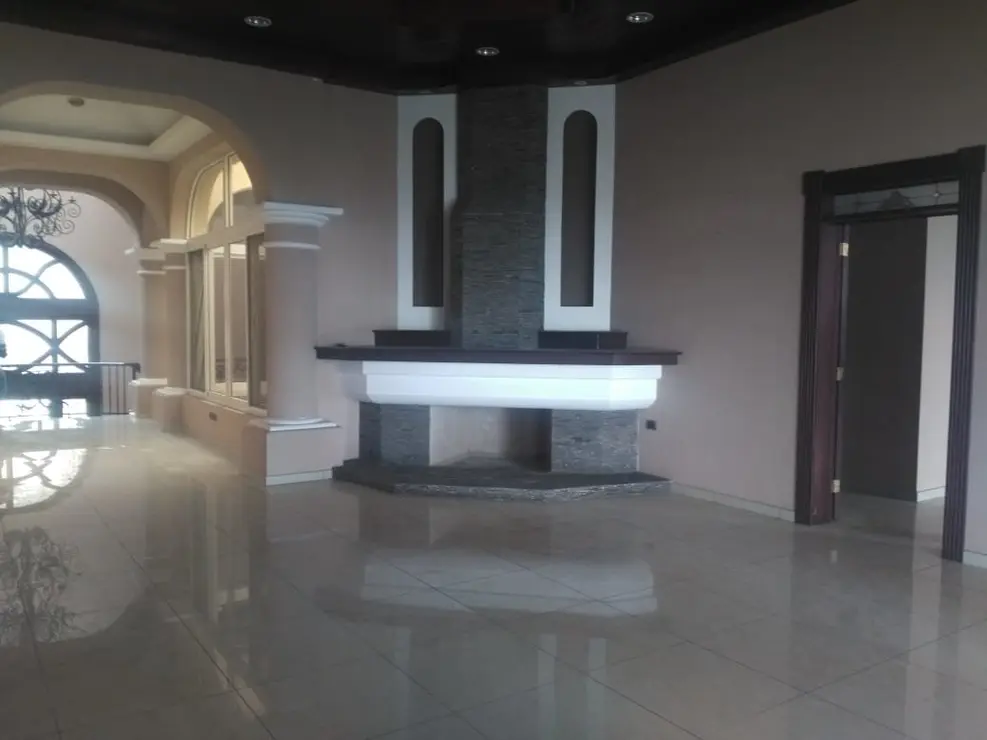 Mansi&oacute;n Saca (21)