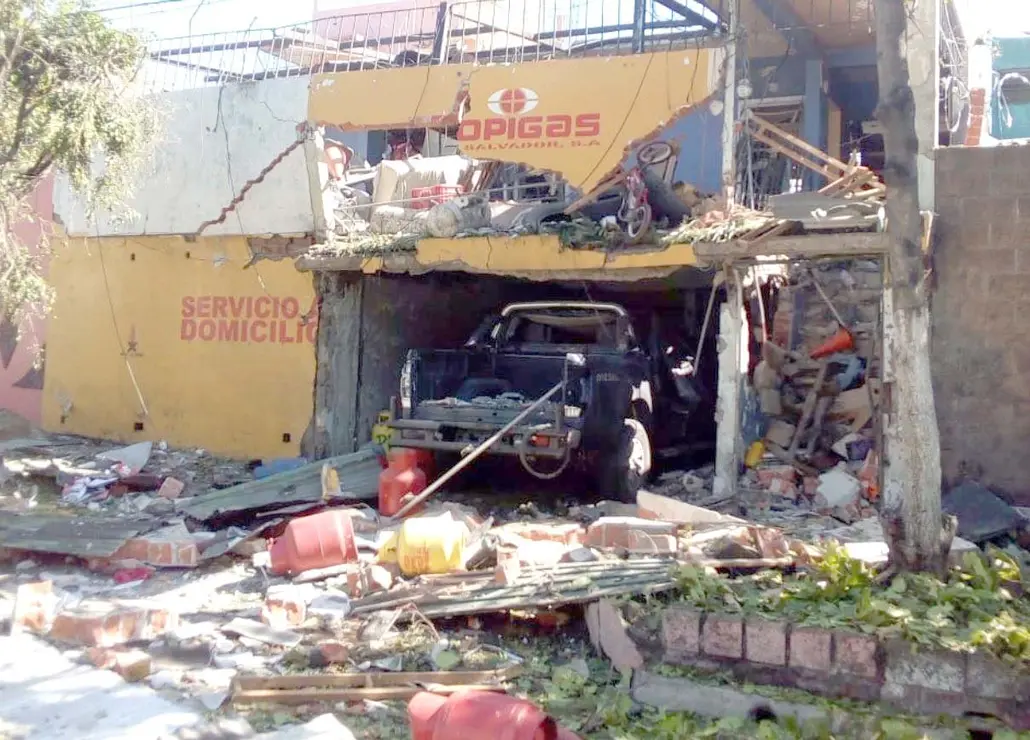 Explosi&oacute;n en Mejicanos 4