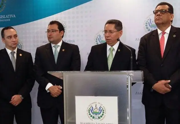 Douglas-Mel&eacute;ndez