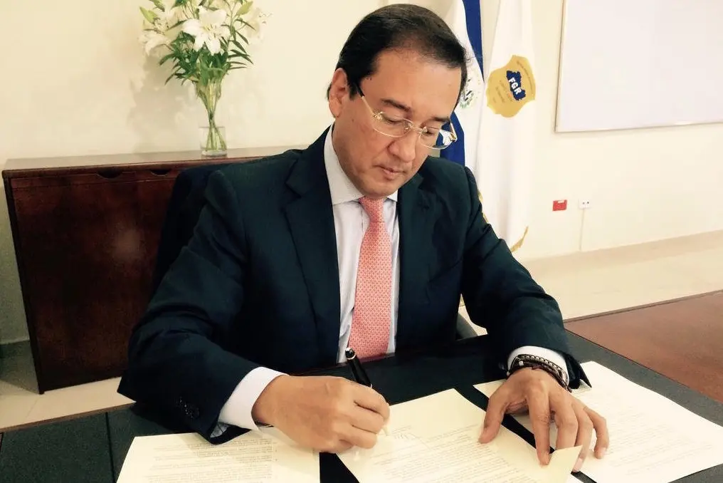 Luis Mart&iacute;nez, exfiscal general de El Salvador