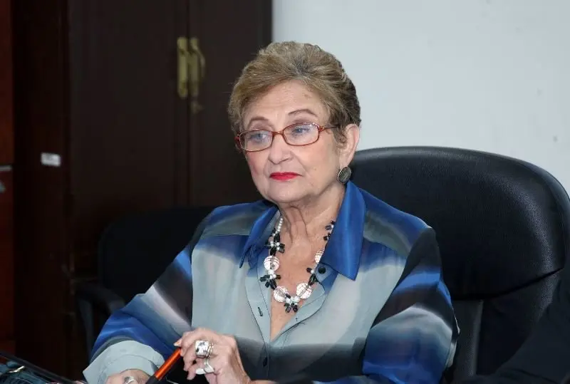 do&ntilde;a milena