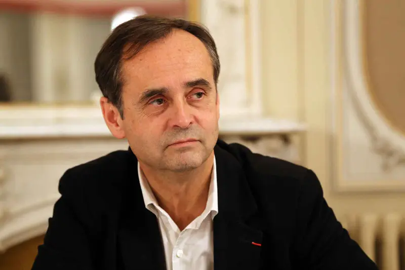 Robert-M&eacute;nard