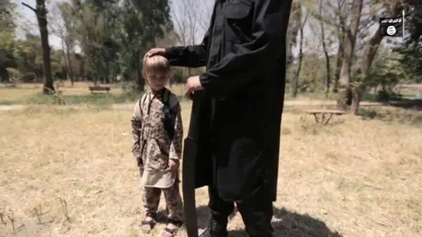 Ni&ntilde;os asesinos7 (2)