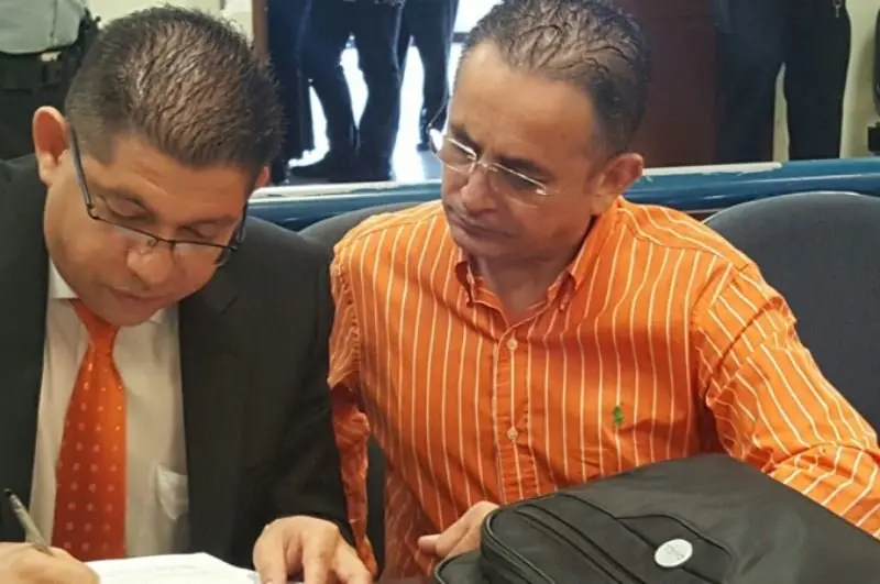 Mario Calder&oacute;n