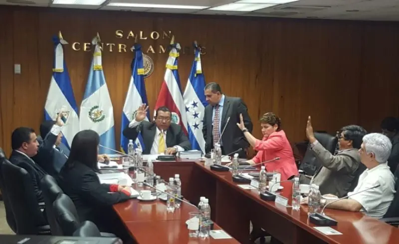 Comisi&oacute;n antejuicio Ben&iacute;tez