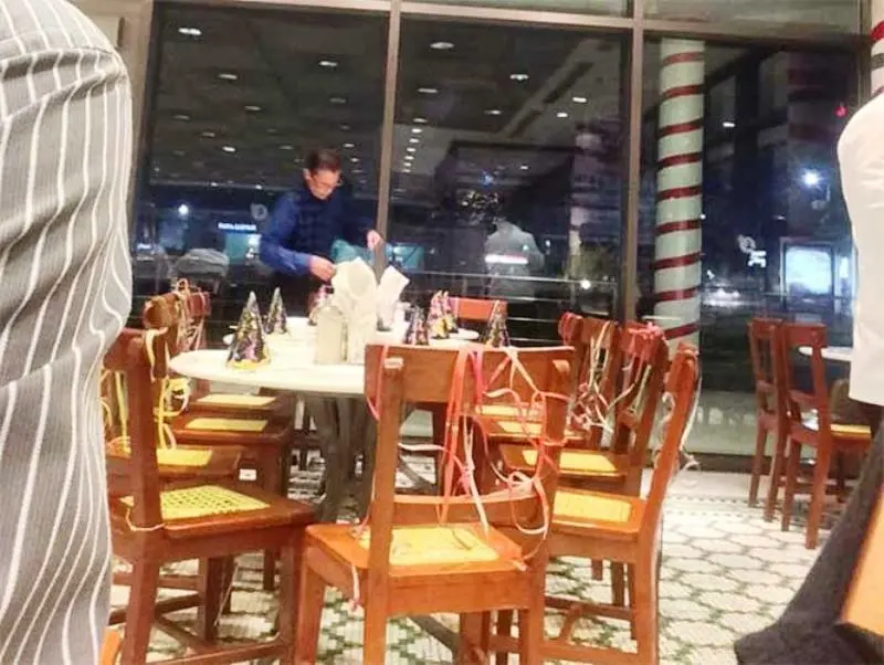 solo en su cumplea&ntilde;os