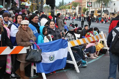 salvadore&ntilde;os en exterior
