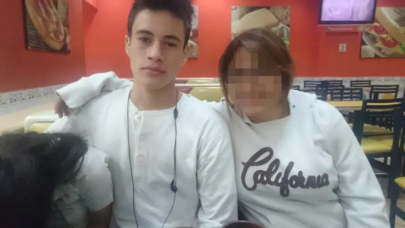 Detenci&ograve;n de joven