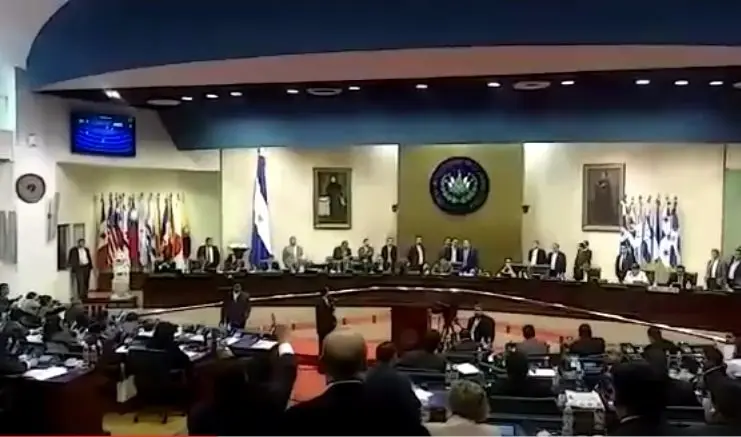 Asamblea Legislativa.