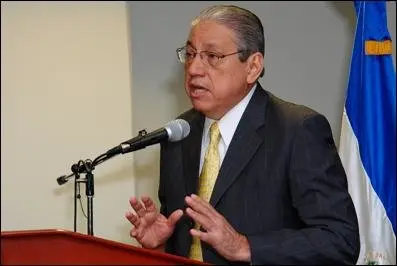 Garc&iacute;a Calder&oacute;n