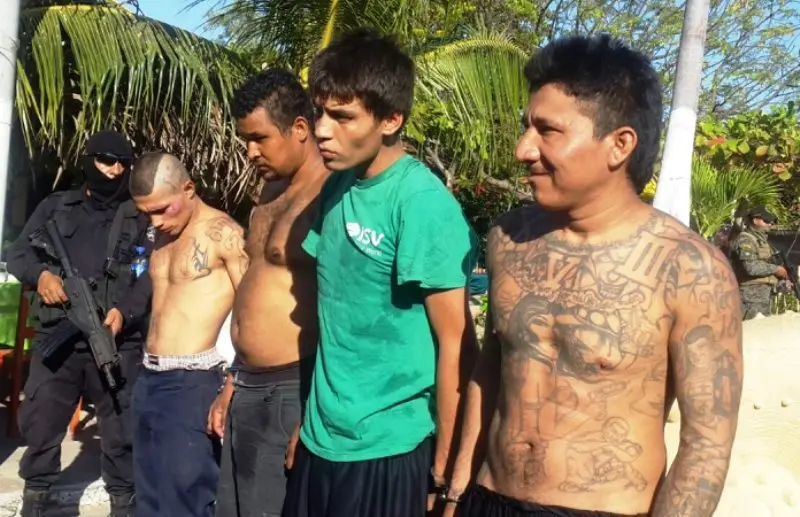 detenidos usulut&aacute;n