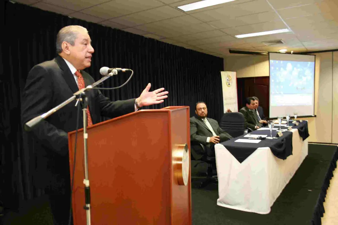 Agustin Garcia Calderon