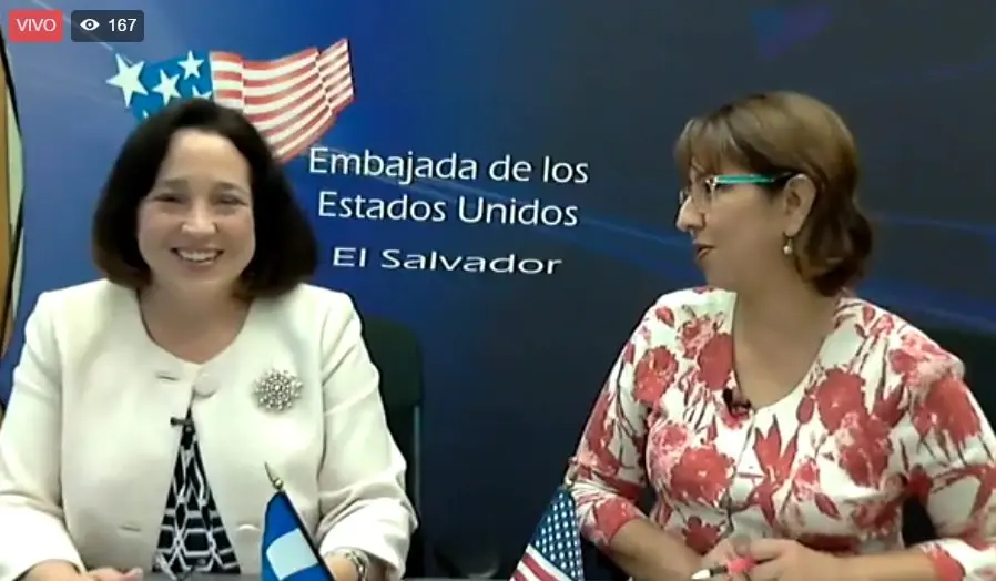 Embajadora Manes en Facebook Life