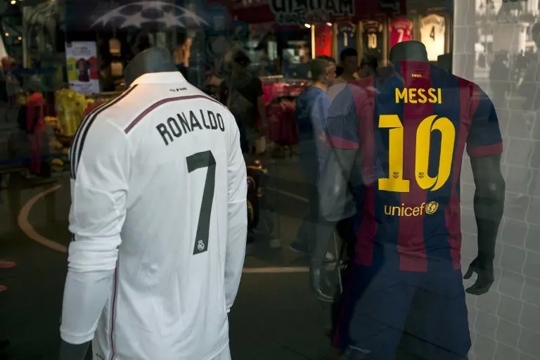 Cristiano Ronaldo y Messi se enfrentan en un nuevo cl&aacute;sico espa&ntilde;ol