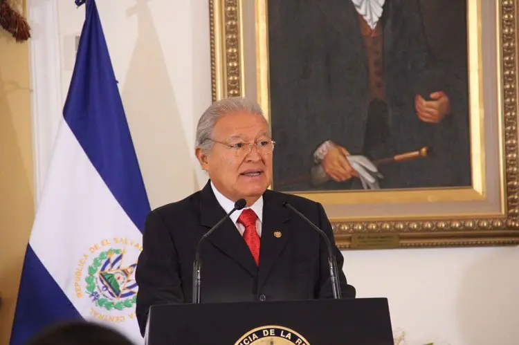 Salvador S&aacute;nchez Cer&eacute;n