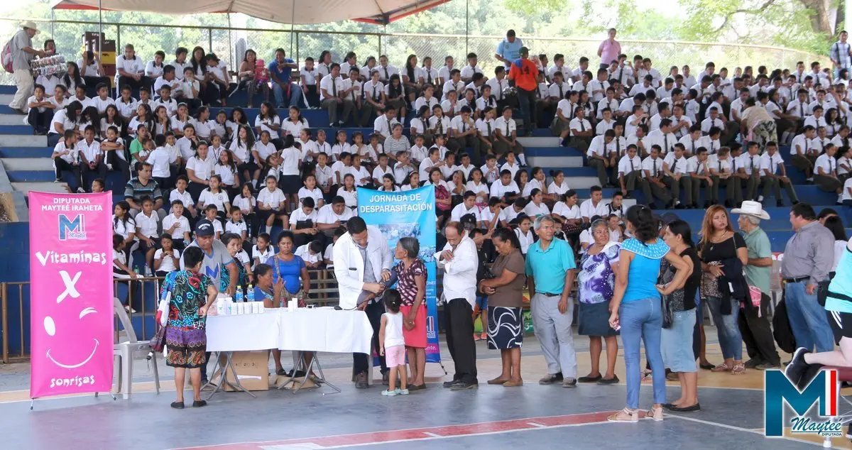 Distribuci&oacute;n de desparasitantes