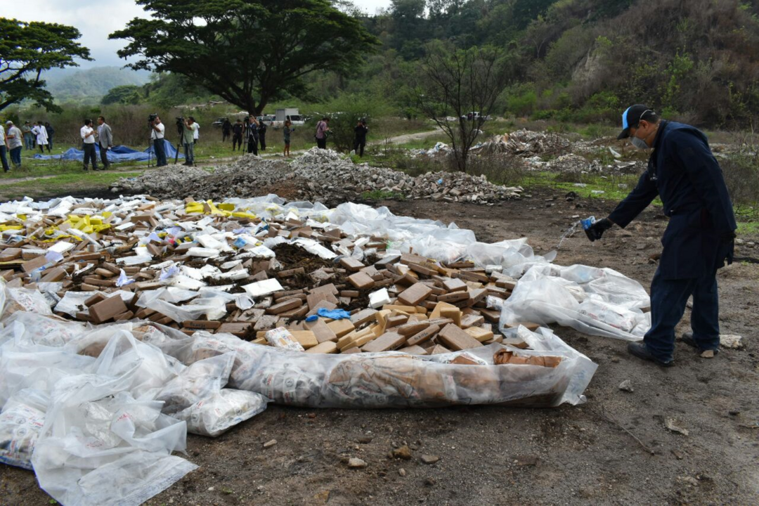 destrucci&oacute;n de droga 2.jpg