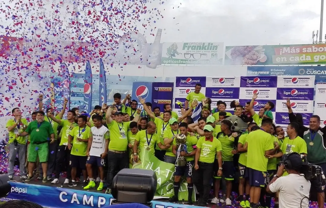 Santa Tecla campe&oacute;n