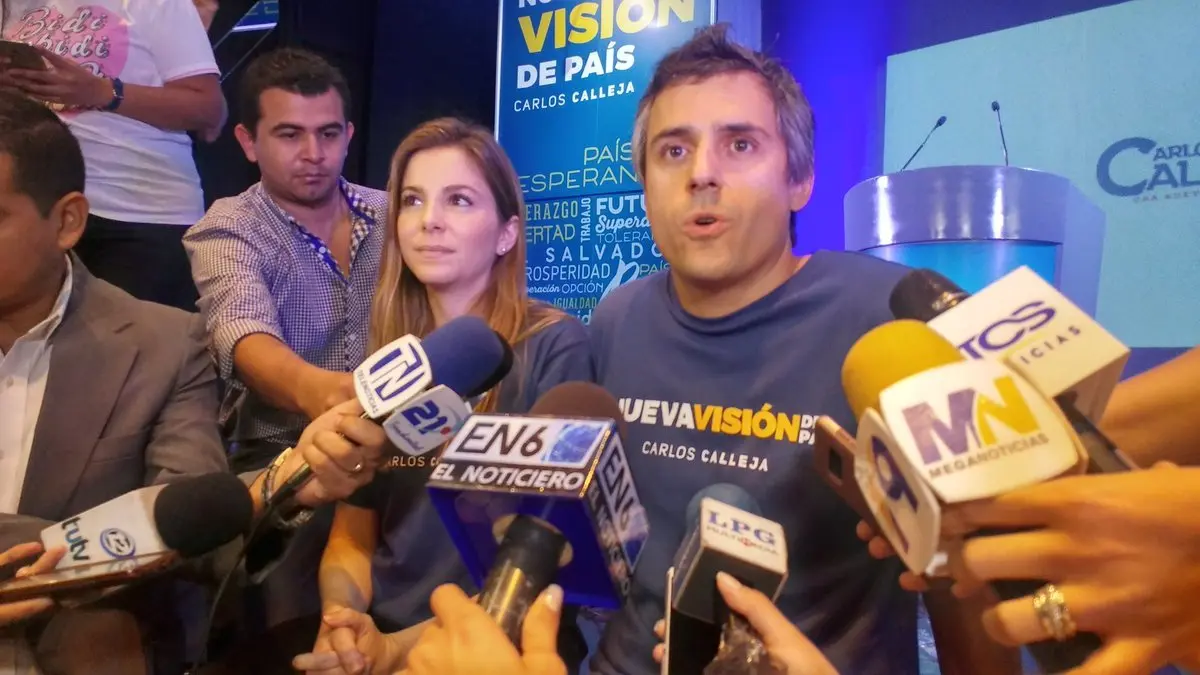 Carlos Calleja anuncia su precandidatura