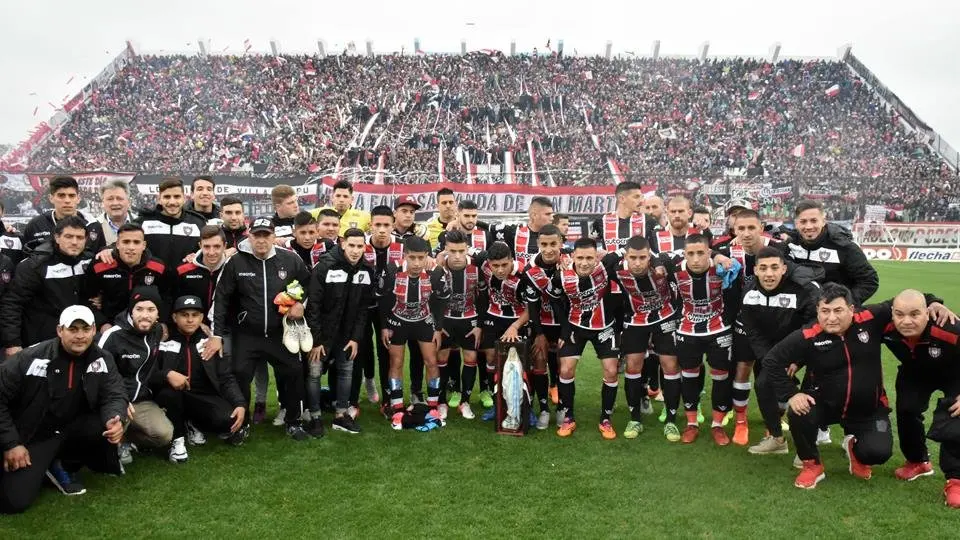 nacional-b-2500410h540