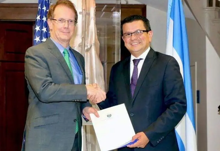 Hugo Mart&iacute;nez extensi&oacute;n TPS