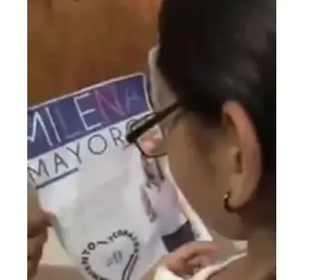 Milena Mayorga regala lentes