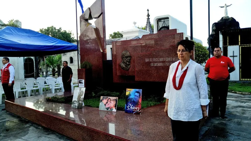 Schafik Handal 87 a&ntilde;os