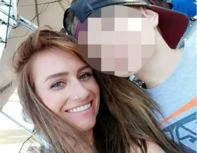 profesora tuvo tr&iacute;o