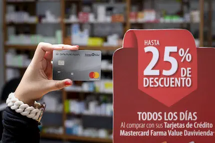 Davivienda FARMAVALUE y Mastercard presentan su nueva tarjeta de cr&eacute;dito para compras en Farmacia FarmaValue en Santa Elena, Antiguo Cuscatl&aacute;n, El Salvador, el 17 de Octubre de 2017.Foto DAVIVIENDA/Salvador MELENDEZ