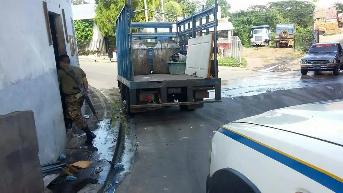 Desalojo de PNC en San Ildefonso