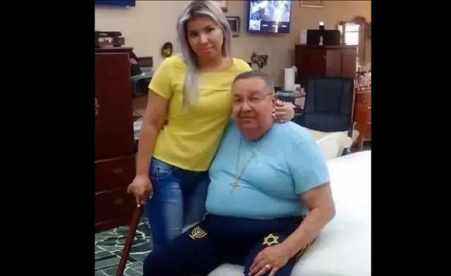 WhatsApp Image 2017-11-26 at 10.32.52 PM