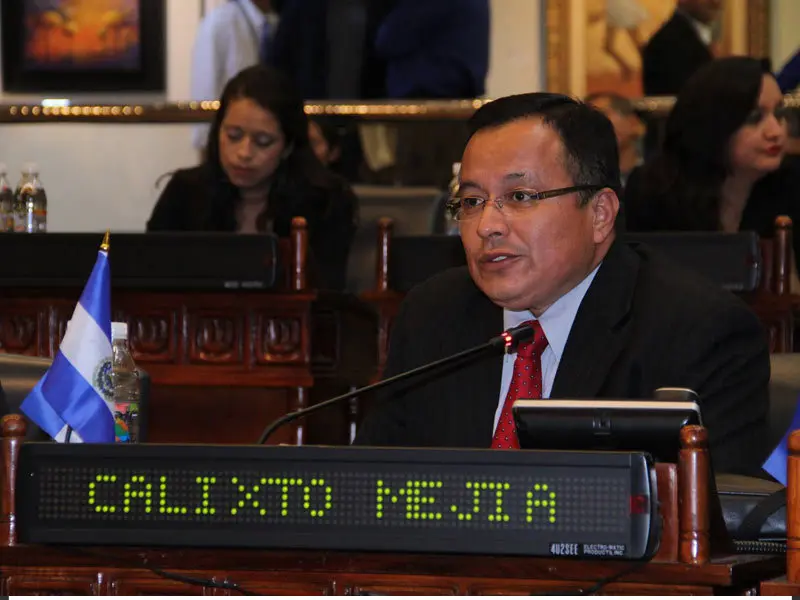 Calixto Mej&iacute;a