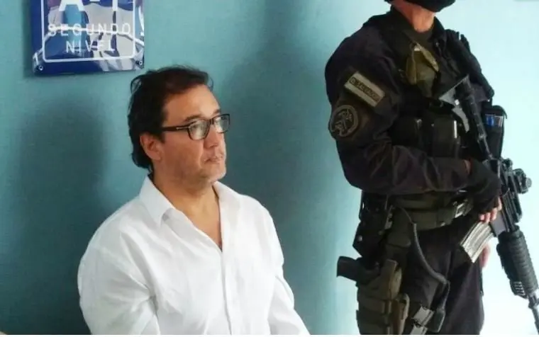 Luis Mart&iacute;nez