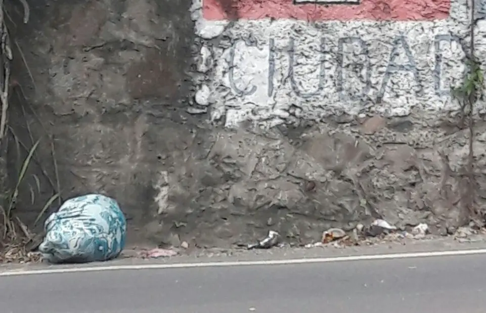 Envuelto en s&aacute;banas ensabanado