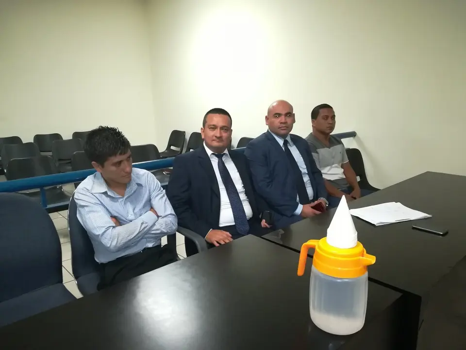 Polic&iacute;as Daniel