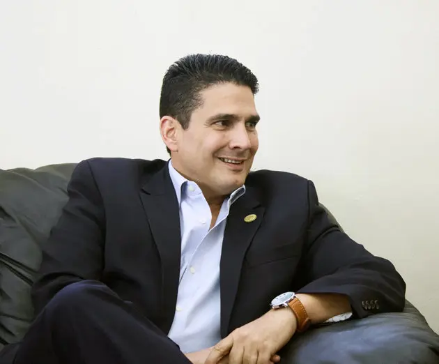 Roberto-D&acute;Aubuisson