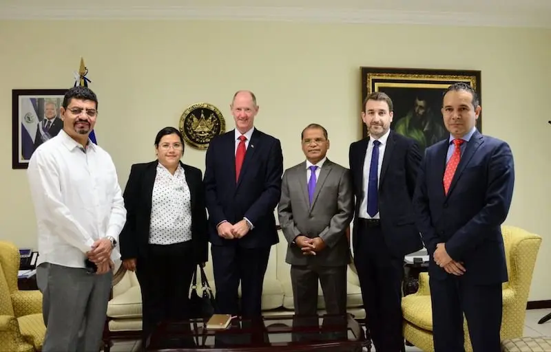 Oscar Ortiz brazaletes