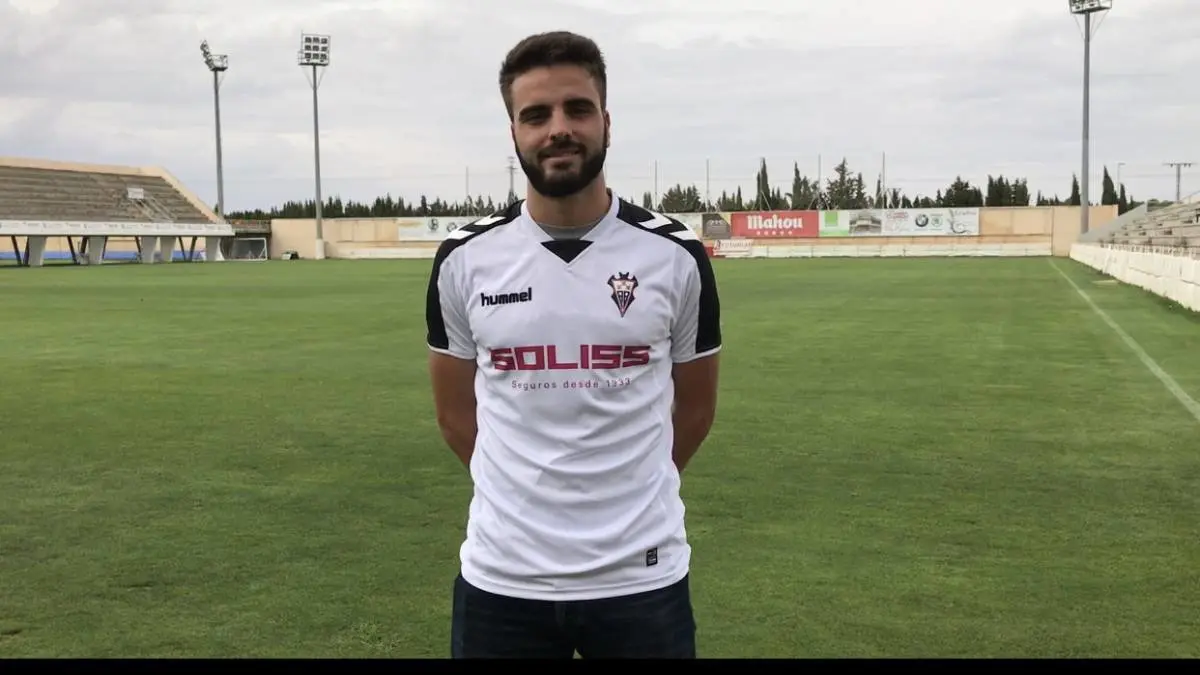 Pelayo Novo, volante del Albacete