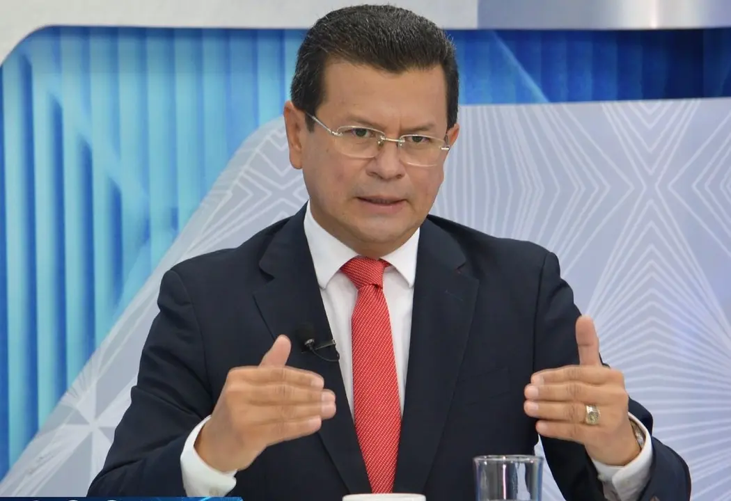 Hugo Mart&iacute;nez