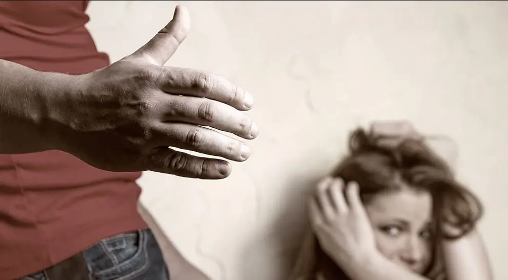 Violaci&oacute;n agresi&oacute;n