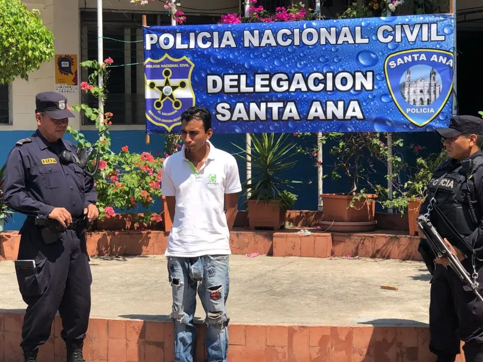 Carlos Enmanuel Mart&iacute;nez Chinchilla