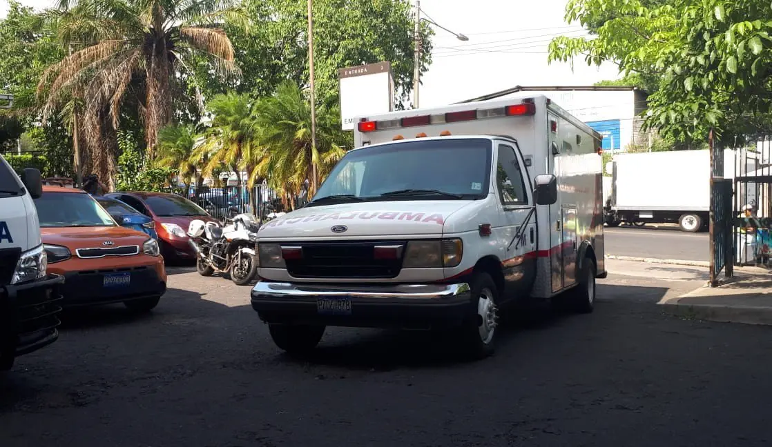 Ambulancia en hospital Bloom