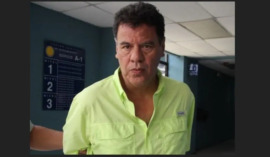 Reynaldo Alan V&aacute;squez Romero