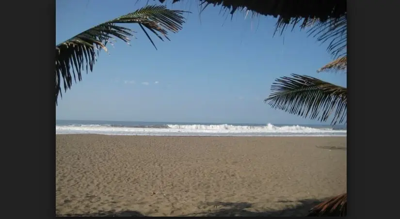 Playa Metal&iacute;o